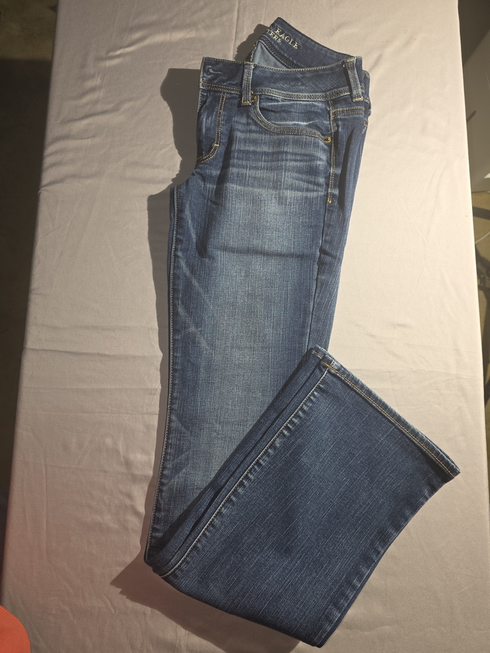 American Eagle Women's Bootcut Jeans in Dark Blue Wash Low Rise 33" Inseam